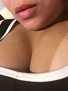 ayshabeatriz online show from 1, 10, 2025