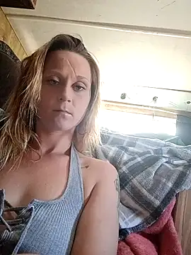 Snapshot of Queen2454 chatting on 6, 5, 2026 Queen2454 online show from 6, 5, 2026