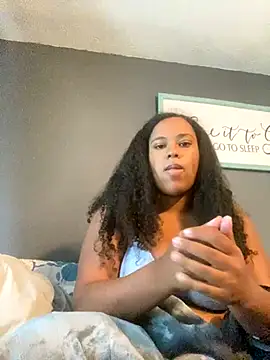 Snapshot of nicolette356 chatting on 10, 10, 2025 nicolette356 online show from 10, 10, 2025