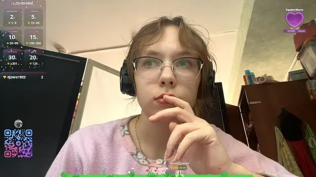 ArielleBiernacki online show from 4, 10, 2025