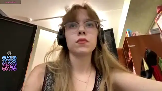 ArielleBiernacki online show from 29, 9, 2025