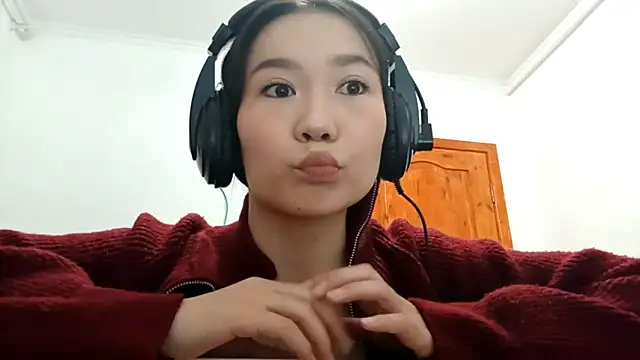 YukiShaapan online show from 4, 11, 2025