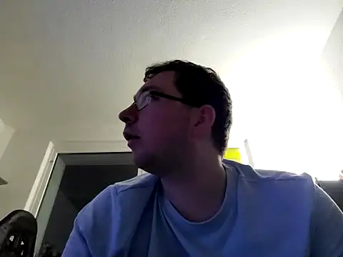 Snapshot of stivi2526 chatting on 26, 11, 2025 stivi2526 online show from 26, 11, 2025