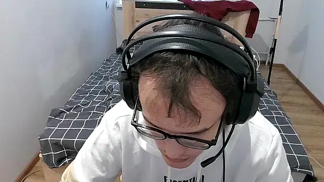 femboi8852 online show from 1, 10, 2025