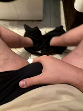 Snapshot of cazzo18cm3 chatting on 1, 10, 2025 cazzo18cm3 online show from 1, 10, 2025