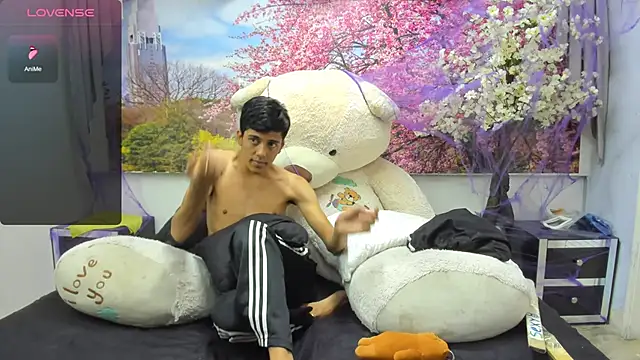 Bvlgar Guyss online show from 6, 10, 2025