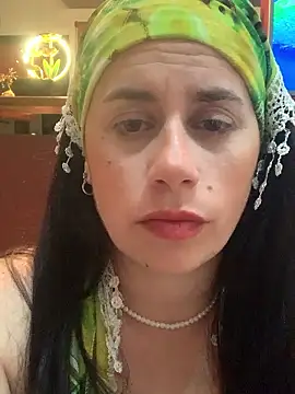 Snapshot of Amarteverdaderamente chatting on 23, 10, 2025 Amarteverdaderamente online show from 23, 10, 2025