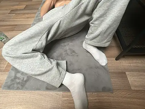 Snapshot of cuteboy19xxx chatting on 24, 10, 2025 cuteboy19xxx online show from 24, 10, 2025