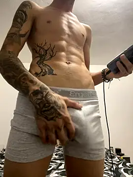 Snapshot of adonis0892 chatting on 6, 10, 2025 adonis0892 online show from 6, 10, 2025