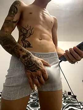 Snapshot of adonis0892 chatting on 5, 10, 2025 adonis0892 online show from 5, 10, 2025