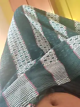 Hhhggghrrr3219 online show from 19, 10, 2025