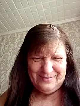 Snapshot of Apeesynka55211 chatting on 17, 5, 2026 Apeesynka55211 online show from 17, 5, 2026