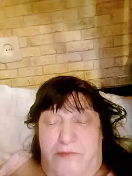 Apeesynka55211 online show from 5, 1, 2026