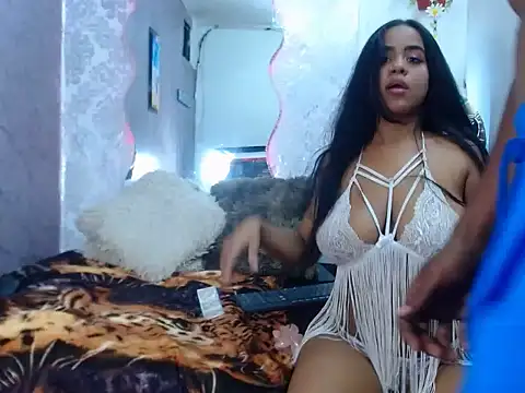 moon cute19 online show from 6, 10, 2025