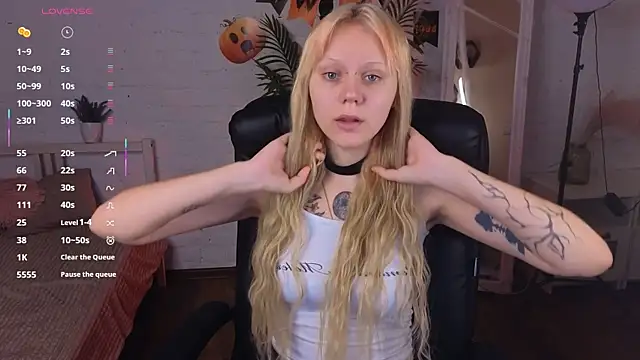 Snapshot of kitten_murray_ chatting on 30, 10, 2025 kitten murray online show from 30, 10, 2025