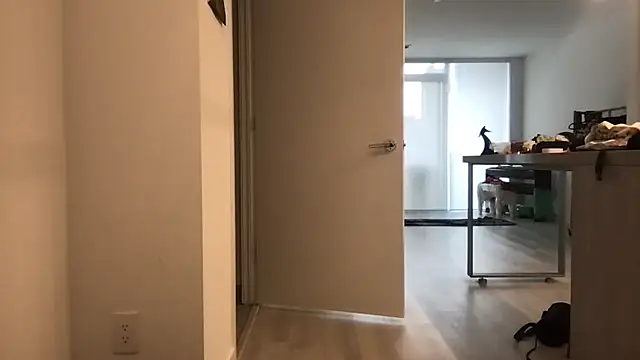 tia   fox online show from 21, 11, 2025