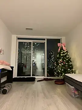 tia   fox online show from 11, 3, 2026