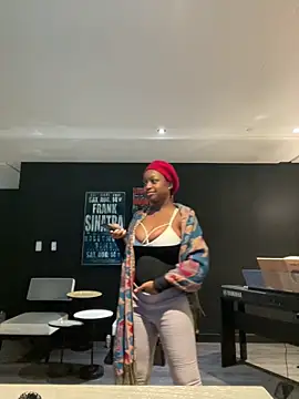 tia   fox online show from 15, 2, 2026