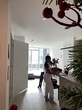 tia   fox online show from 3, 3, 2026