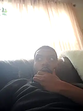 Snapshot of MrBigDickShow chatting on 5, 4, 2026 MrBigDickShow online show from 5, 4, 2026