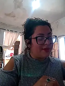 PutaAma420 online show from 6, 10, 2025
