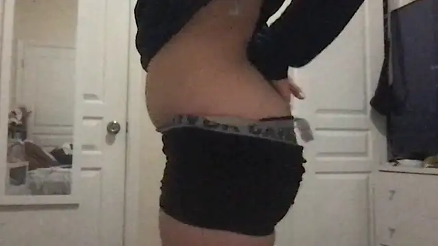 bunnygorl12 online show from 28, 2, 2026