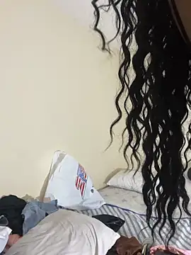 RobertaxGutierrez online show from 17, 11, 2025