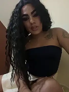 RobertaxGutierrez online show from 1, 12, 2025