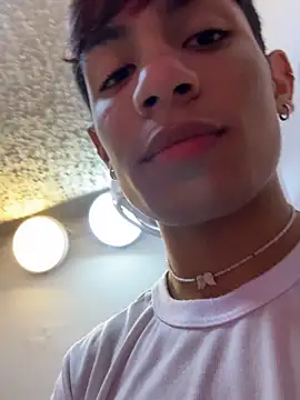 Snapshot of cherub_ chatting on 6, 1, 2026 cherub online show from 6, 1, 2026