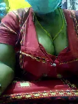 Snapshot of harinisree chatting on 24, 10, 2025 harinisree online show from 24, 10, 2025