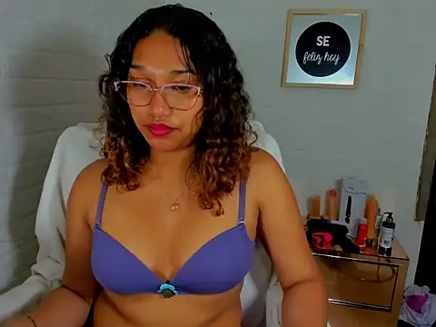 Keilasex 01 online show from 1, 10, 2025