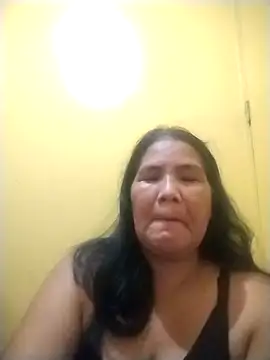 Snapshot of milagrose_rose chatting on 2, 12, 2025 milagrose rose online show from 2, 12, 2025