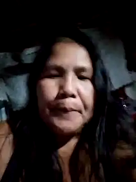 Snapshot of milagrose_rose chatting on 14, 11, 2025 milagrose rose online show from 14, 11, 2025