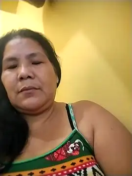 Snapshot of milagrose_rose chatting on 30, 11, 2025 milagrose rose online show from 30, 11, 2025