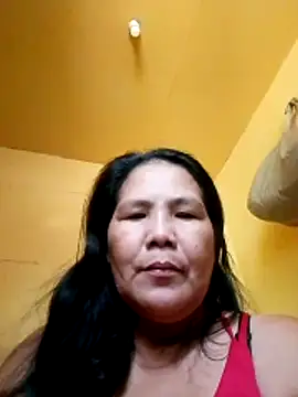 Snapshot of milagrose_rose chatting on 5, 12, 2025 milagrose rose online show from 5, 12, 2025