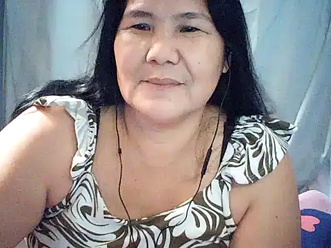 Snapshot of milagrose_rose chatting on 14, 6, 2026 milagrose rose online show from 14, 6, 2026