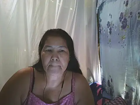 Snapshot of milagrose_rose chatting on 27, 5, 2026 milagrose rose online show from 27, 5, 2026