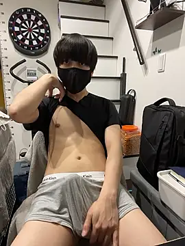 Snapshot of mikan_kun_st chatting on 18, 5, 2026 mikan kun st online show from 18, 5, 2026