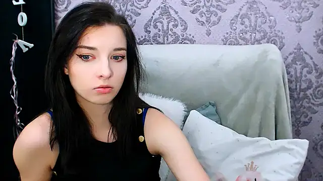 DominantLuna online show from 13, 11, 2025