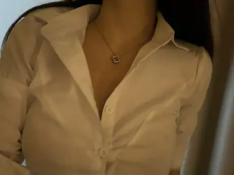 Snapshot of xiaowan_x chatting on 5, 10, 2025 xiaowan x online show from 5, 10, 2025