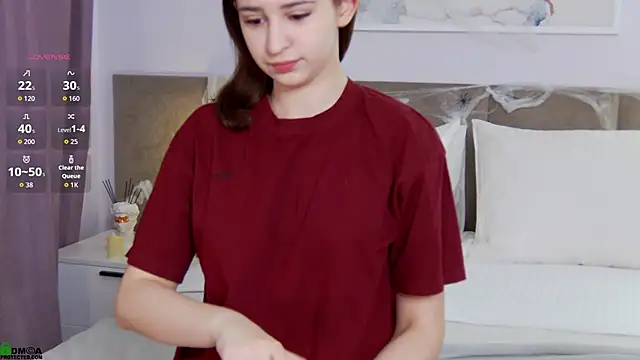 Snapshot of AnnaNoir chatting on 27, 10, 2025 AnnaNoir online show from 27, 10, 2025