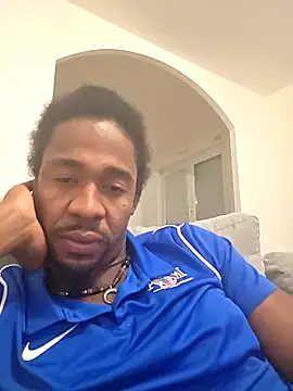 Snapshot of cracha chatting on 24, 10, 2025 cracha online show from 24, 10, 2025