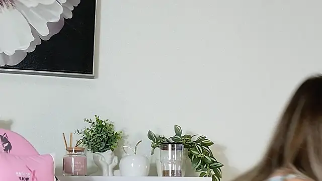 Snapshot of CassieMiles chatting on 13, 11, 2025 CassieMiles online show from 13, 11, 2025