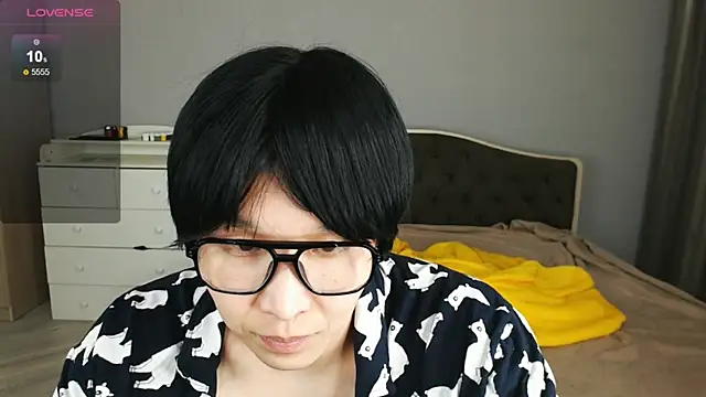 KaiChicken online show from 6, 4, 2026