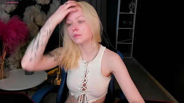 Callista a online show from 6, 4, 2026