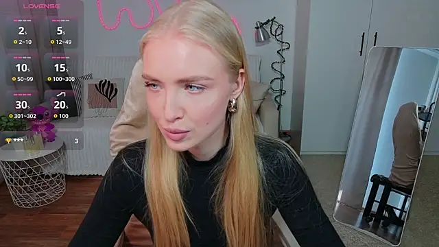 TessaGrays online show from 3, 5, 2026
