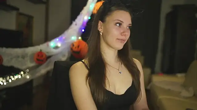 Snapshot of CandyStorm chatting on 28, 10, 2025 CandyStorm online show from 28, 10, 2025