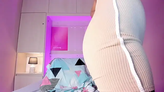 ChloeWiillow online show from 23, 4, 2026