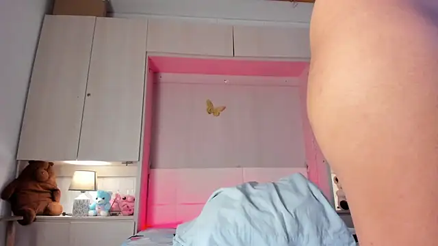 ChloeWiillow online show from 27, 5, 2026
