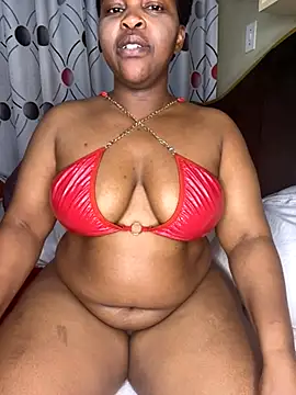 Snapshot of CynnxxxBarb chatting on 29, 10, 2025 CynnxxxBarb online show from 29, 10, 2025